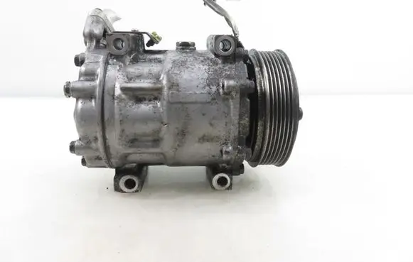 Ford Focus C-MAX Air conditioning (A/C) compressor (pump) 3M5H19D629GD