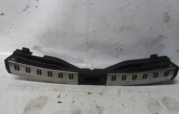 Nissan Qashqai Trunk/boot sill cover protection 84992EY10A