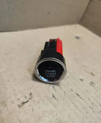 Toyota Avensis T270 Engine start stop button switch 2005DJ0924 396S9660284 15A8542