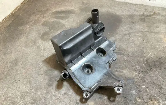 Peugeot Expert Oil breather separator 9671271480 9670033180