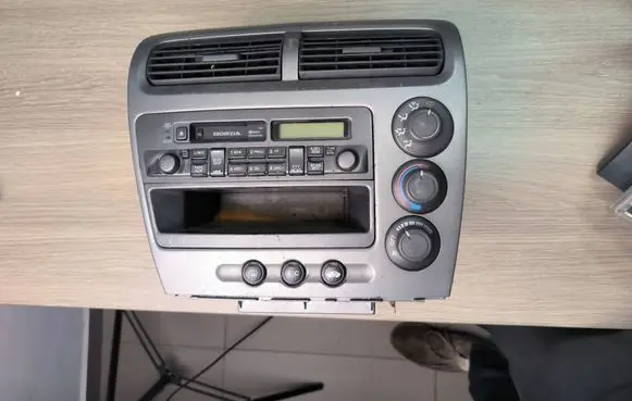 Honda Civic Central console control unit 