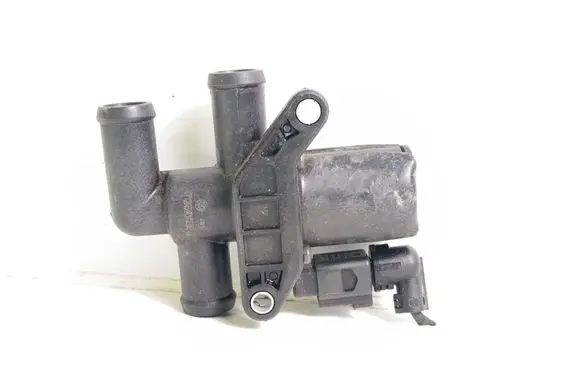 Volkswagen PASSAT B8 Coolant heater control valve 1T0820036D
