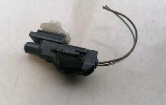 Toyota Corolla E120 E130 Outside/exterior temperature sensor 4740R48 474-0R48