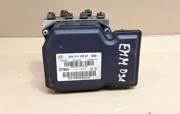 Volkswagen PASSAT B7 ABS Pump 3AA614109AF