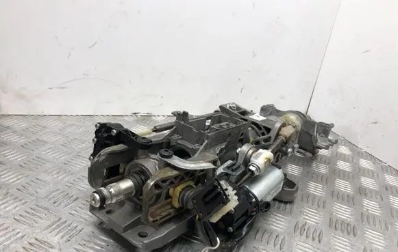 BMW 5 F10 F11 Steering wheel axle 6788155 0900392