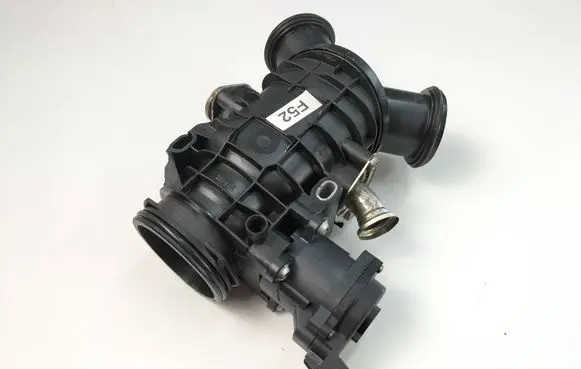 Land Rover Discovery 3 - LR3 Throttle valve 4S7Q9L444C