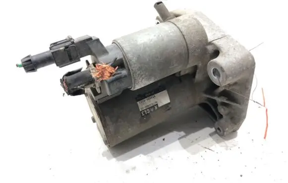 Citroen C3 Starter motor 9671530880