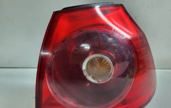 Volkswagen Golf V Rear/tail lights 1k6945112