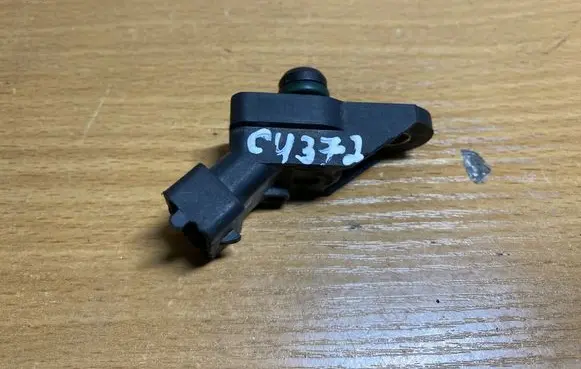 Opel Zafira A Air pressure sensor 0281002137 C4372