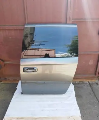 Chrysler Voyager Side sliding door 