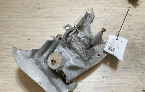 Audi Q5 SQ5 Engine mounting bracket 80A199308A