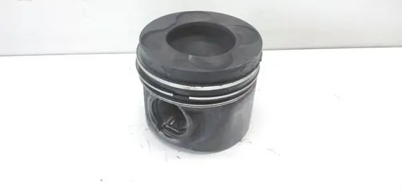 BMW 5 E60 E61 Piston 84L107