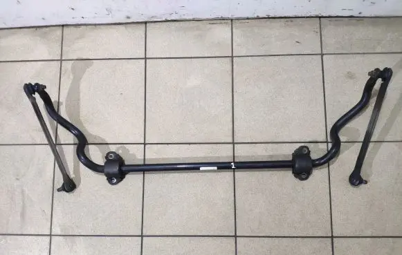 Mercedes-Benz E W212 Front anti-roll bar/sway bar A2123230365