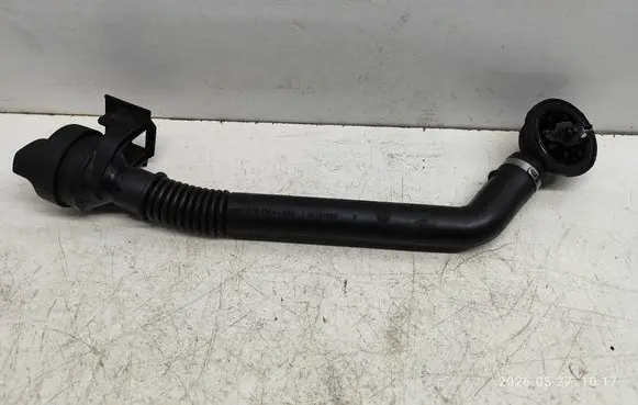 Mercedes-Benz Sprinter W906 Oil fill pipe A6510100169