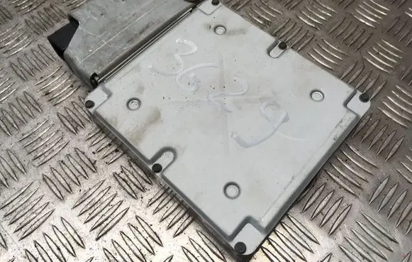 Ford Focus Engine control unit/module 3903856 4116173 98AB12A532AF