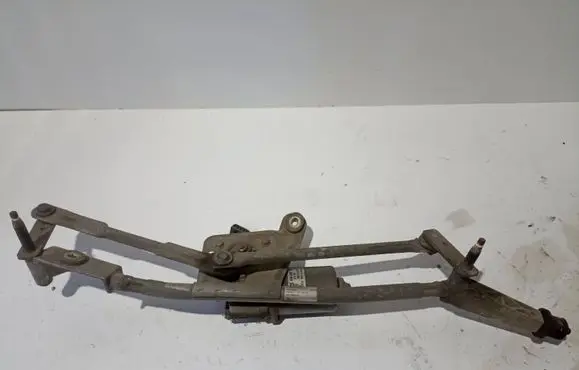 Volvo XC70 Front wiper linkage and motor 9171901 404606