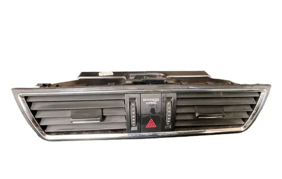 Seat Toledo IV (NH) Dash center air vent grill 5JA820951B 0858100001