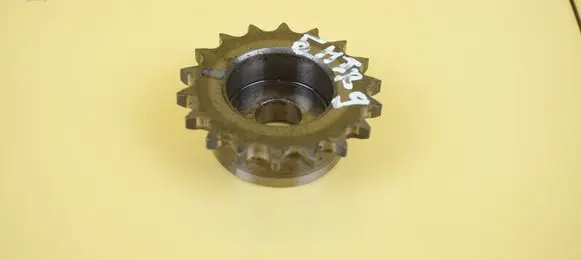 Volkswagen Touareg I Timing chain sprocket BMV