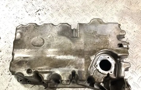 Volkswagen PASSAT B6 Oil sump 06E103603