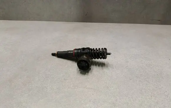 Audi A3 S3 8L Fuel injector 0414720028 038130073AA