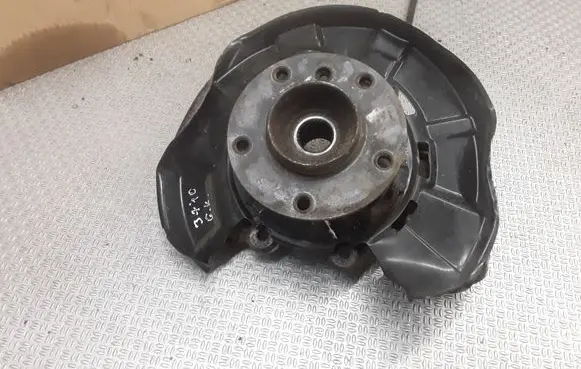 BMW 3 E90 E91 Rear wheel hub spindle/knuckle 