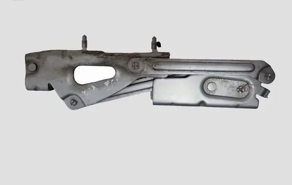 Peugeot 407 Tailgate/trunk/boot hinge