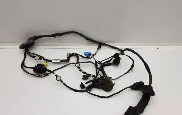 Audi A3 S3 8V Front door wiring loom 8V3971029E 25052012 AB01076600
