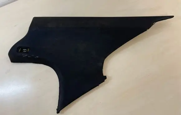 BMW 3 E90 E91 (C) pillar trim 7058342 51437058342 52107010