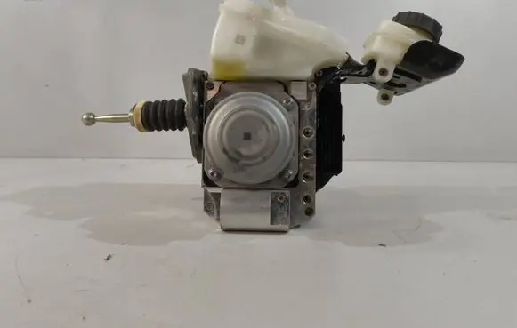 Volvo XC90 Brake booster 32281728