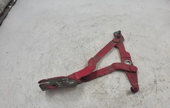 Volkswagen Bora Tailgate/trunk/boot hinge 