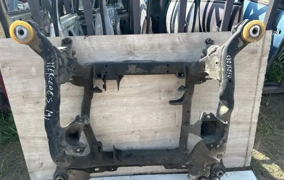 Mercedes-Benz ML W164 Front subframe