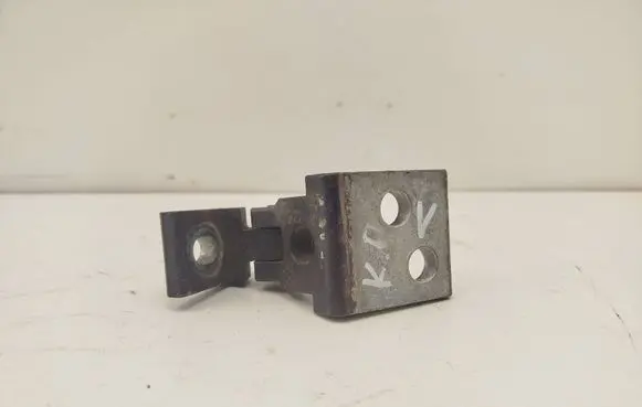 Volkswagen Golf III Front door upper hinge 