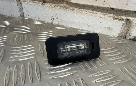 Alfa Romeo Giulia Number plate light 50532562