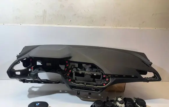 BMW 1 F40 Other interior part DESKA17197