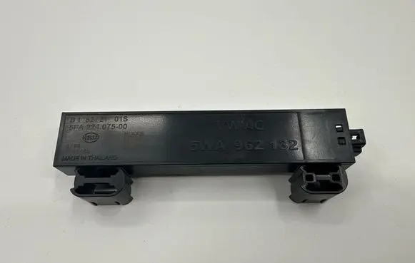 Cupra Formentor Keyless system antenna 5WA962132 5FA224075