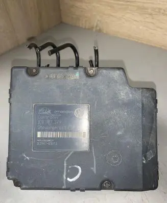 Volkswagen Golf IV ABS Pump 1C0907379 3X6247 10094703073