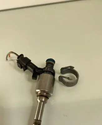 Audi A3 S3 8P Fuel injector 0261500057 06H906036F
