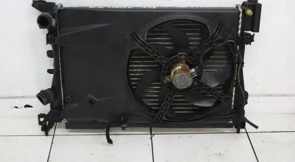 Opel Corsa D Radiator set 2006R