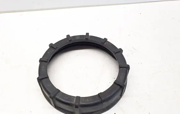 Volkswagen Multivan T5 In tank fuel pump screw locking ring/nut KT0321201375A