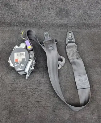 Audi A4 S4 B7 8E 8H Front seatbelt 8E0857705F 8E0857705FV04