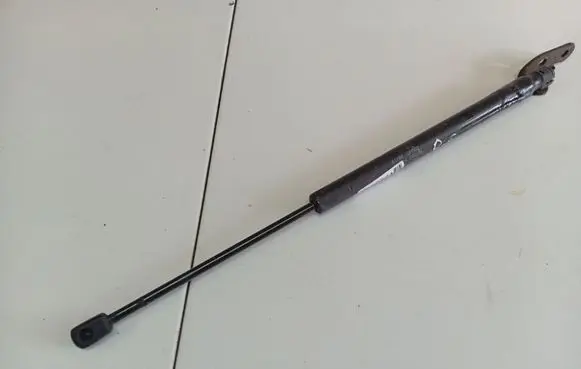 KIA Sorento Tailgate/trunk strut/damper 817802P000