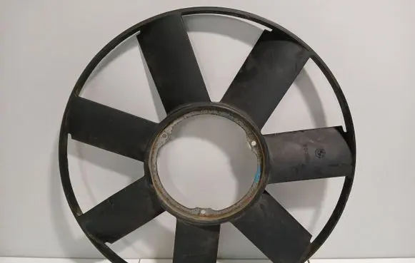 BMW 5 E39 Fan impeller 2243303