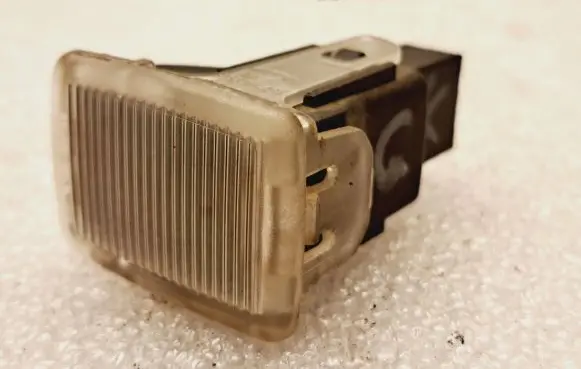 Volvo S80 Rear door interior light 