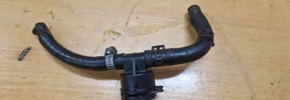 Volkswagen Caddy Fuel temperature sensor 038906081B PA66GF30