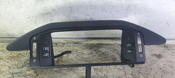 Citroen C6 Radio/GPS head unit trim 9649419077