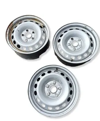 Volkswagen Golf V R15 steel rim 