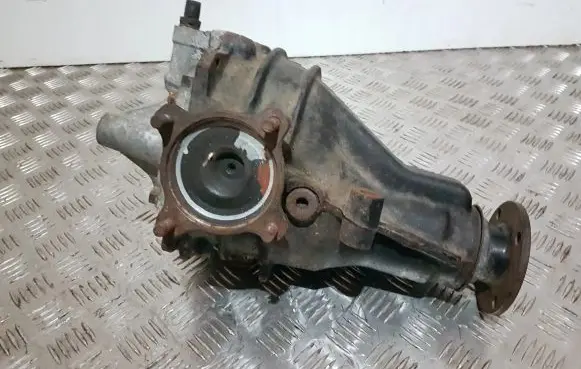 Toyota Highlander XU20 Rear differential 4111048030 4111048040