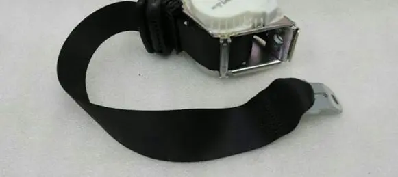 BMW 6 E63 E64 Rear seatbelt 7918744