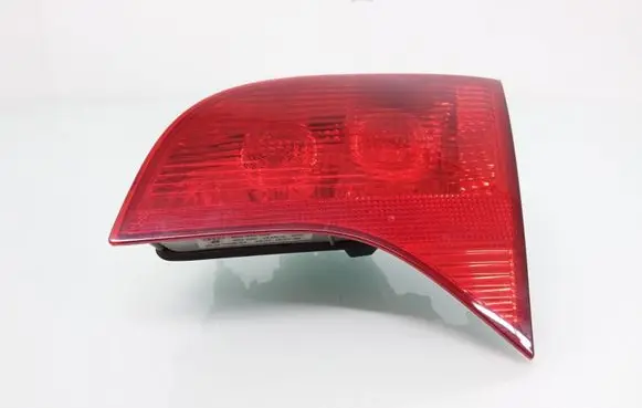 Audi A4 S4 B7 8E 8H Tailgate rear/tail lights 8E9945094 484502