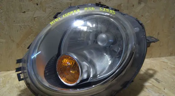 Mini One - Cooper Coupe R56 Headlight/headlamp